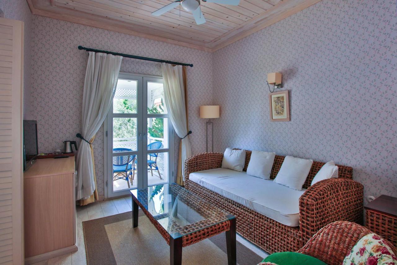 Casa Oliva Alacati - Adults Only 14 Plus Ngoại thất bức ảnh