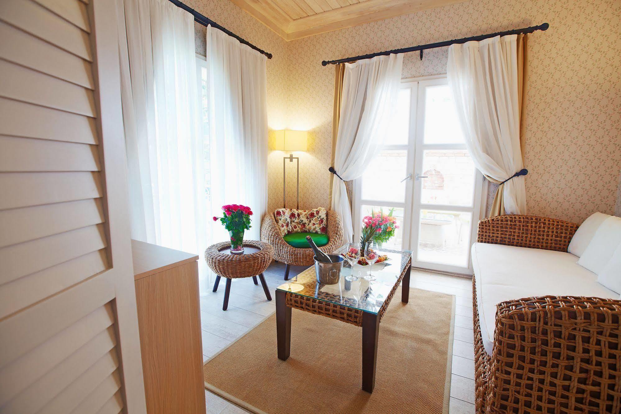 Casa Oliva Alacati - Adults Only 14 Plus Ngoại thất bức ảnh